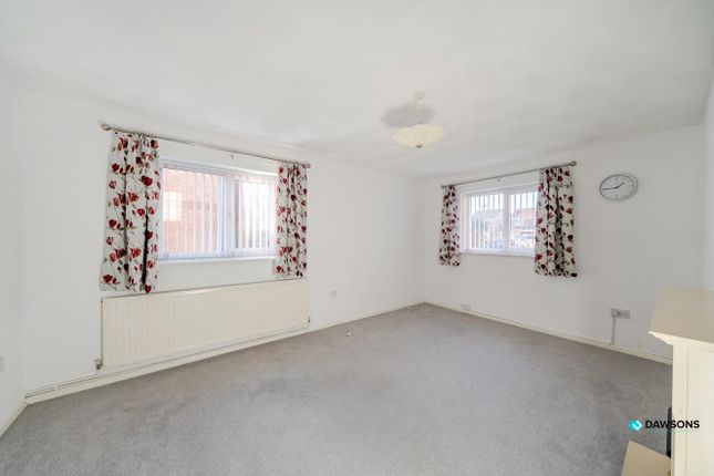 7, Tudor Court, Swansea photo 3