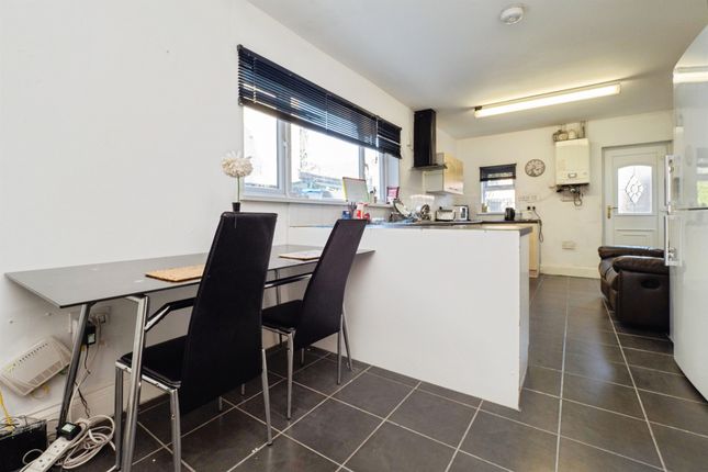 53, Sherburn Street, Hull photo 4