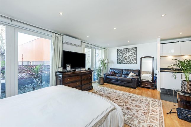Viridian Apartments 75 Battersea Park Road Nine Elms London Sw8 Studio To Rent In Viridian Apartments 75 Battersea Park Road Nine Elms London