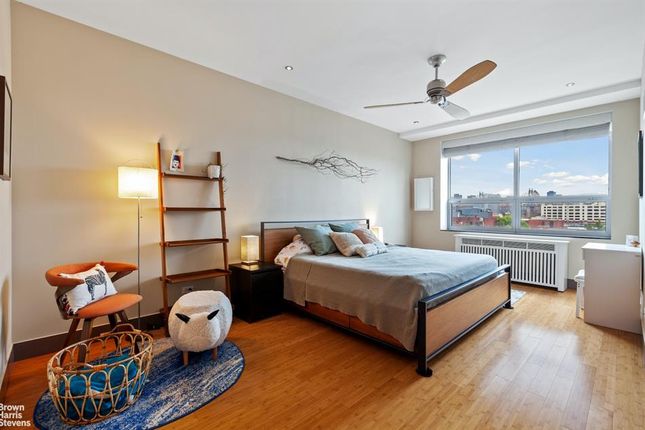Studio for sale in 5-43 48th Ave #6c, Queens, Ny 11101, Usa