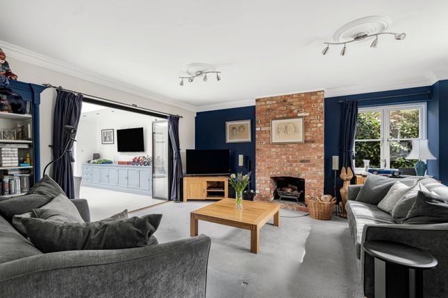 The Willows 12, Ickford Road, Shabbington photo 2