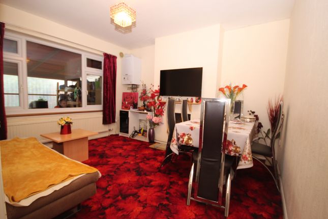 15 The Broadway, Harrow photo 3