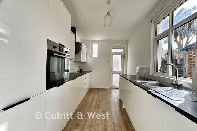39, Yorke Road, Reigate photo 3