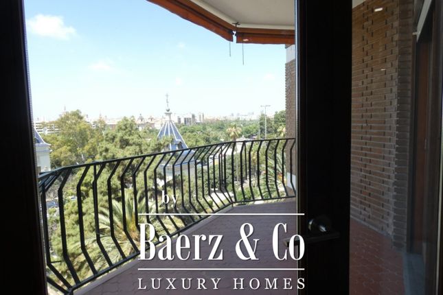 Apartment for sale in Exhibition, Valencia, Spain
