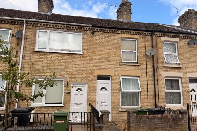 2-bed house on 52, Charles Street, Peterborough, £105,000