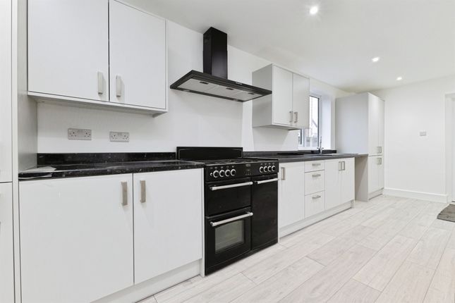 25, Lexden Avenue, Middlesbrough photo 4
