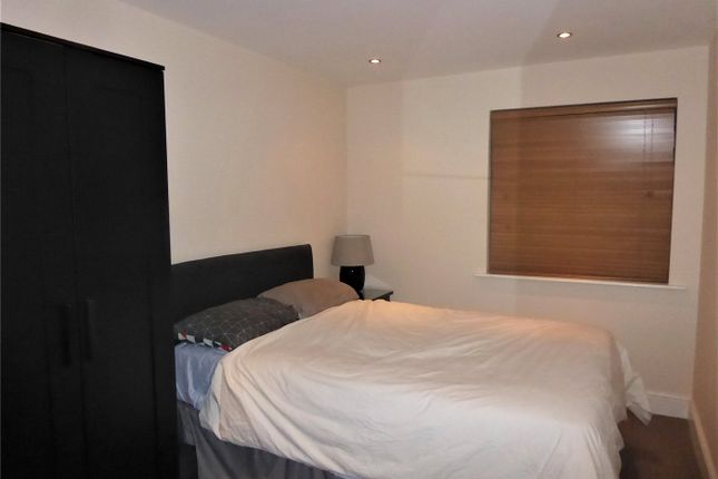 Flat 3, 32-36, Marlborough House, Hazelwood Road photo 5