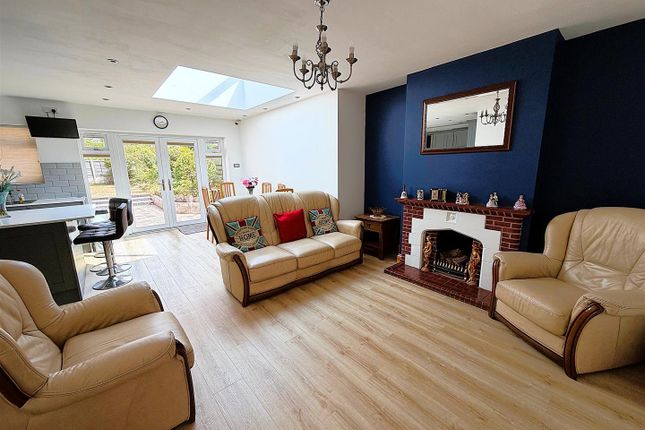 16, Church Hill Wood, Orpington photo 3