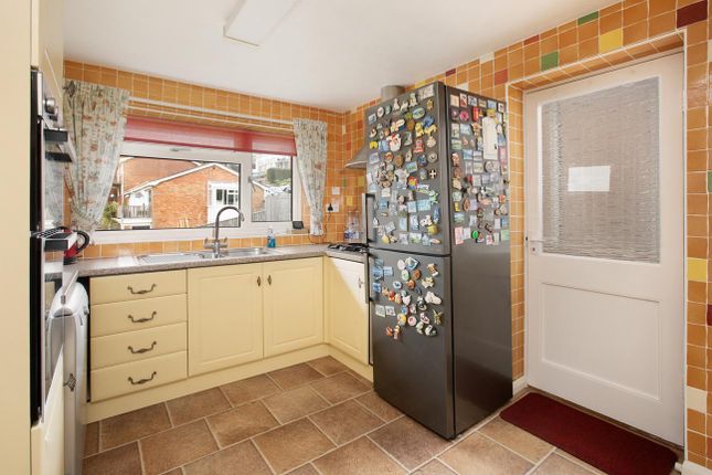 34, Meadow Rise, Dawlish photo 4