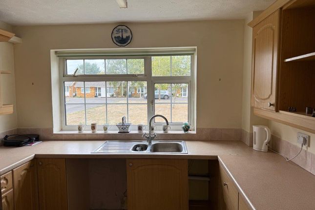 31 Greenacres, Downton, Salisbury photo 2