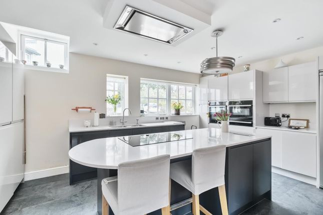 Semi-detached house for sale in Mill Hill Village, London
