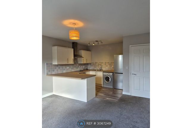 Marshall Court, Yeadon, Leeds photo 2