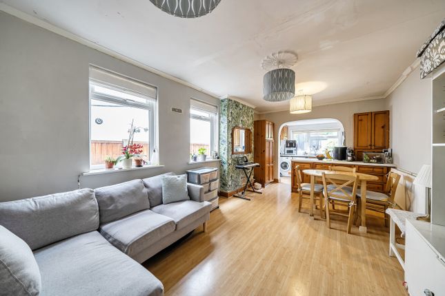 20, Pembroke Road, London photo 2