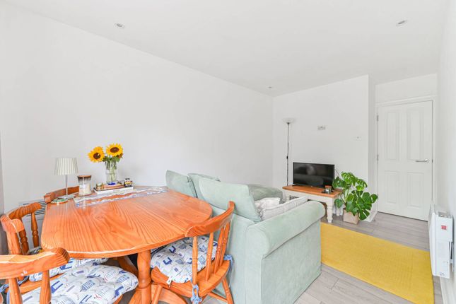 Thumbnail Flat for sale in Leigham Court Road, Streatham Hill, London