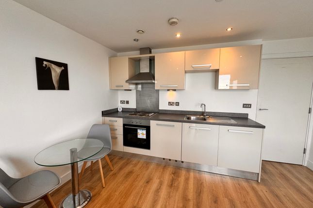 601, Echo Central Two, Leeds photo 2