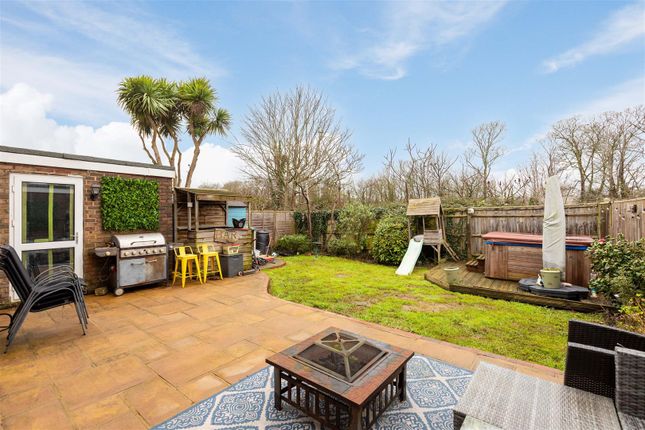 3, Kithurst Close, Goring-By-Sea photo 3
