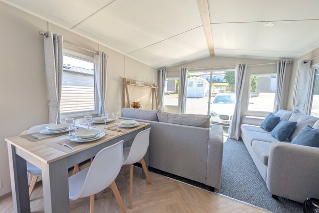 4, Waterside Coastal Holiday Park, Paignton photo 2
