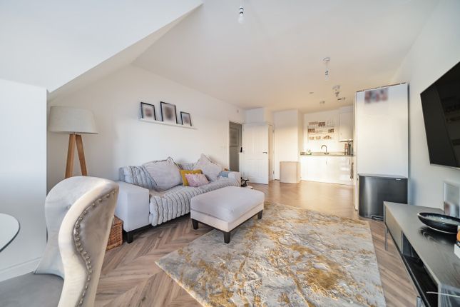 1382385-26-691Df5...