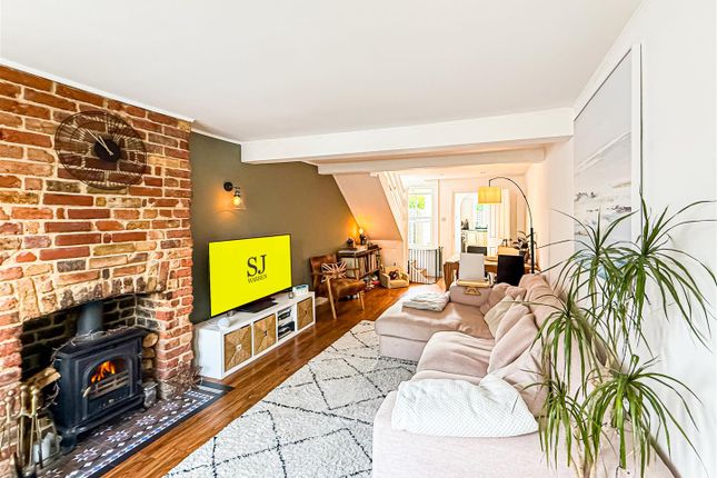 17, Chapel Road, Burnham-On-Crouch photo 4