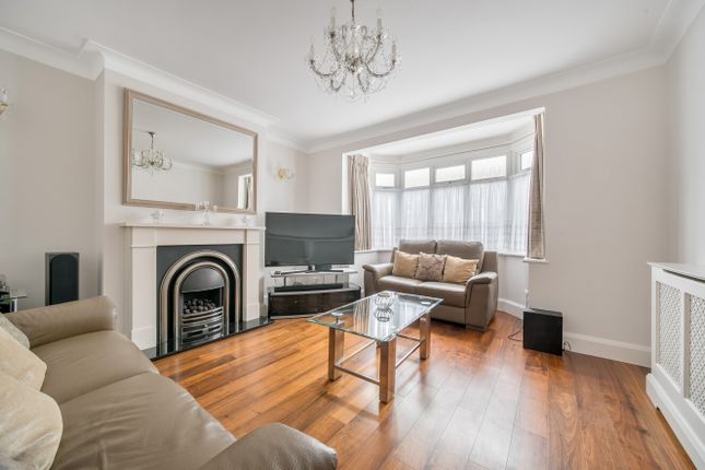 30, Kilmartin Road, Ilford photo 2
