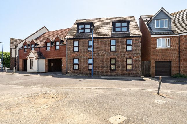 1-bed flat on Flat 6, Mcrae Court Lewis Road, Chichester, £125,000
