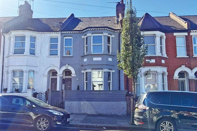 2-bed flat on Flat A, 68, Litchfield Gardens, WILLESDEN, £285,000
