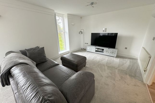 Flat for sale in Alipore Close, Lower Parkstone, Poole