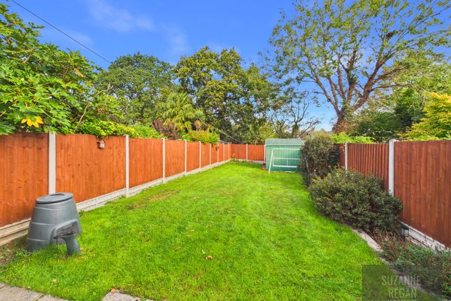 59 Wyver Crescent, Coventry photo 4