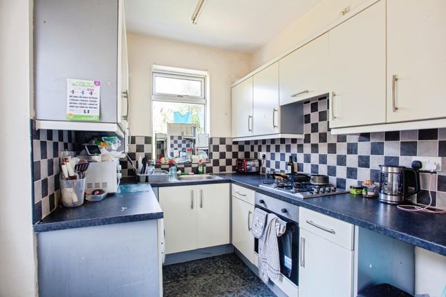 38, Hole House Lane, Sheffield photo 2