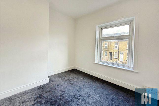 Corby Street, Huddersfield photo 5