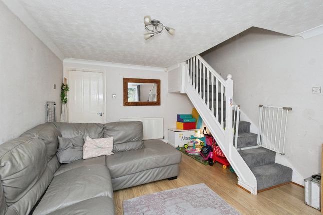 29, Petrel Close, Greater Manchester photo 3