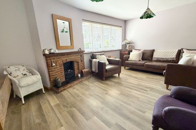 1, Wensleydale Drive, CAMBERLEY photo 4