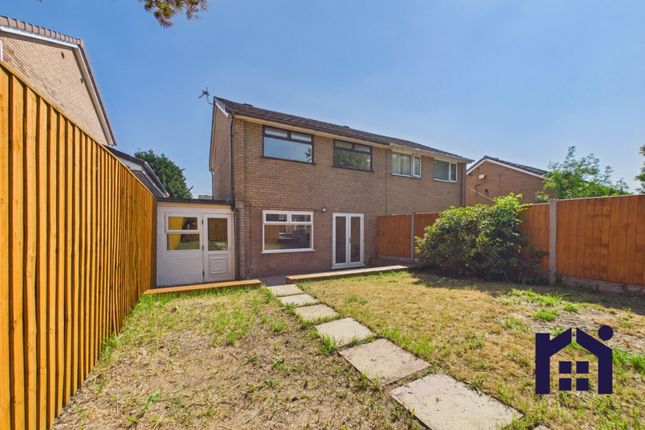 16 Langdale Grove, Chorley photo 4