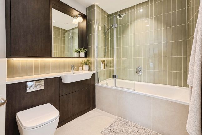 Flat 58, Ashwood House 16-22,, Pembroke Broadway, Surrey photo 4