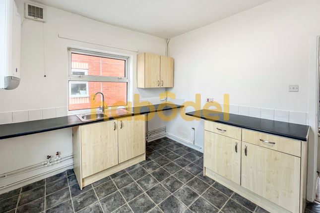 Thumbnail Flat to rent in Laceyfields Road, Langley, Derby