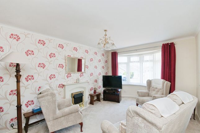 24, Nuthatch Road, Eastbourne photo 2