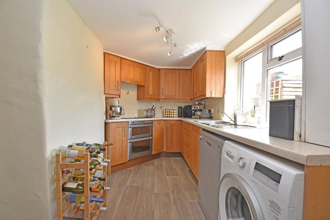 9, Hen Street, Exeter photo 3