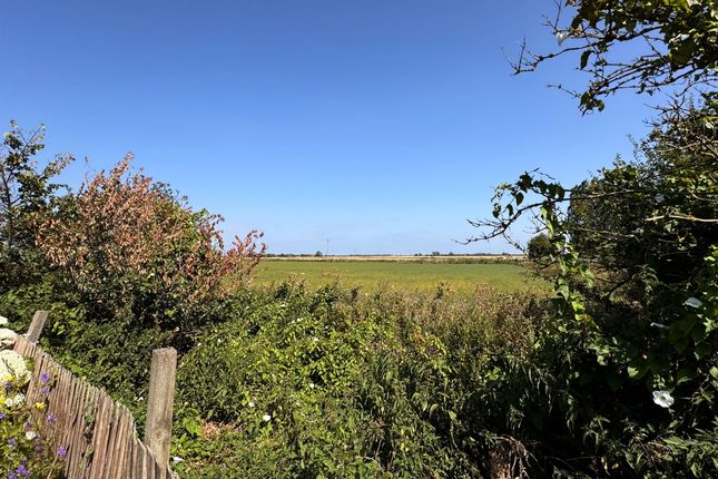 The Old Barn, Low Lane, SKEGNESS photo 4