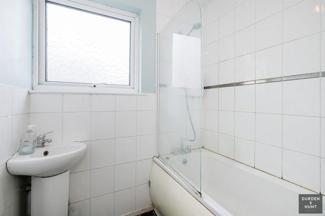 End terrace house for sale in Adelphi Crescent, Hornchurch