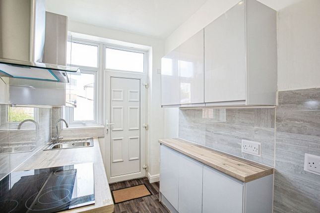 1, Lulworth Avenue, Blackpool photo 3