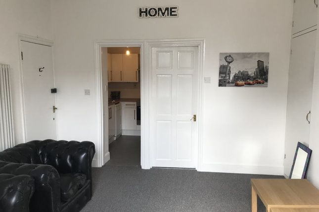 Flat to rent in Whitstable Road, Canterbury