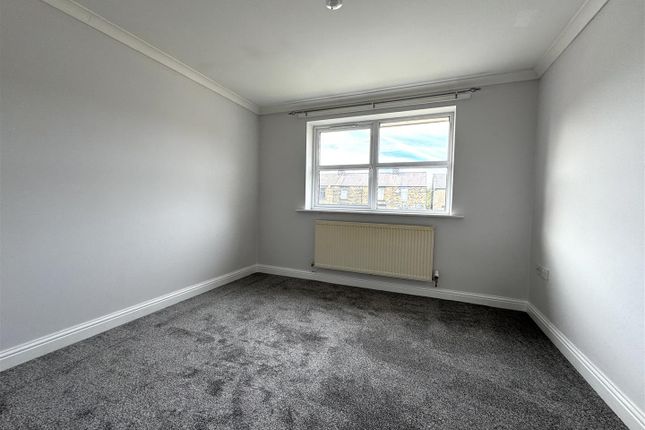Wells Court, Barnsley photo 3