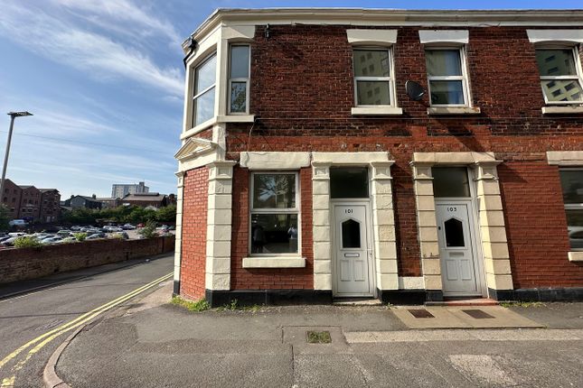 End terrace house for sale in Avenham Lane, Preston