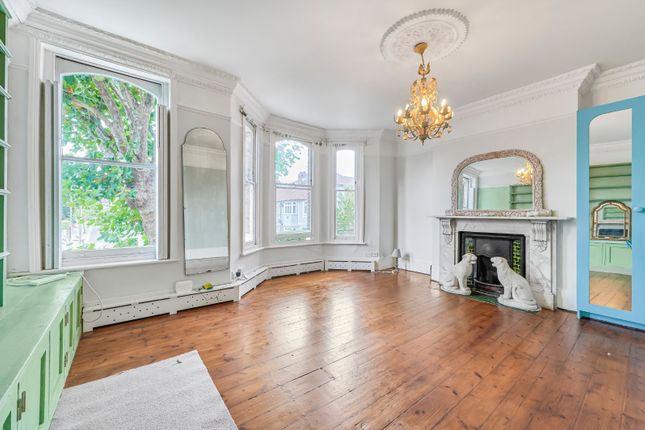 15, Amerland Road, London photo 4