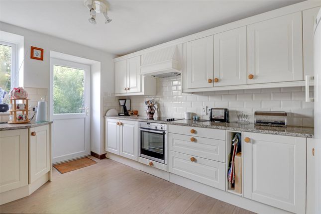 5 Manor Court Manor Road, Landkey Barnstaple Devon, Barnstaple photo 3