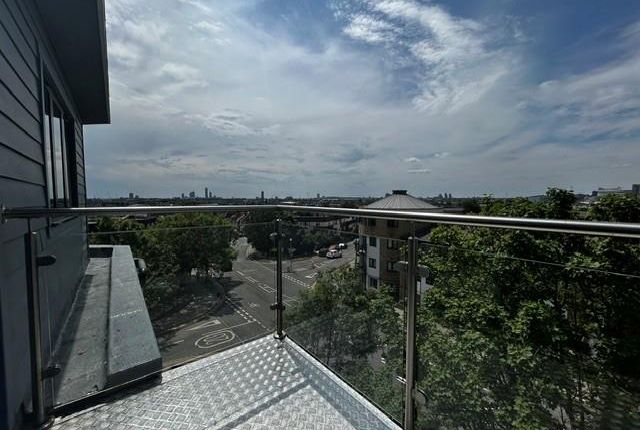 172b, Neasden Lane, London photo 2