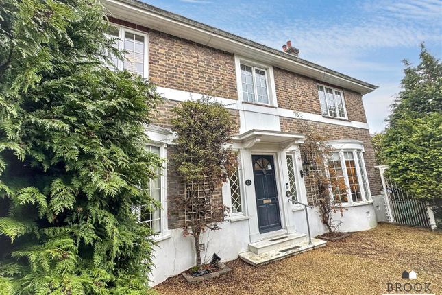 23, Le Brun Road, Eastbourne photo 2