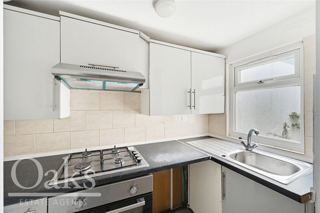 Lancaster Road, London photo 2