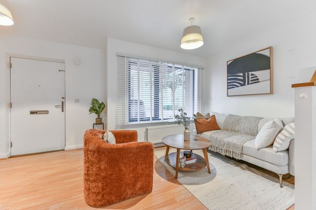 2-bed terraced on Cairns Avenue, Streatham Vale, £425,000