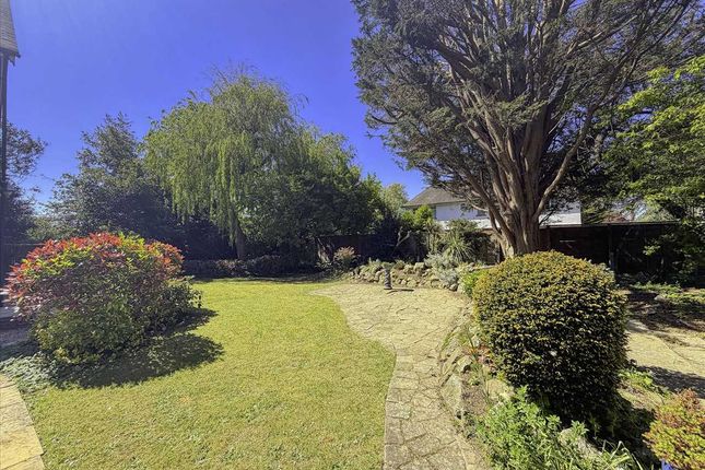 4, Trafalger House, Frinton on sea photo 2